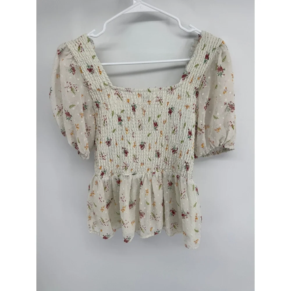 Q+A Los Angeles Floral Smocked Peplum Top Swiss Dot Puff Sleeve Cream Large - Picture 4 of 6
